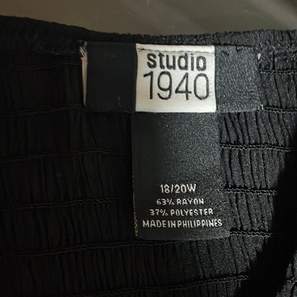 Studio 1940 black gauze, maxi dress, 18/20W - Picture 7 of 7